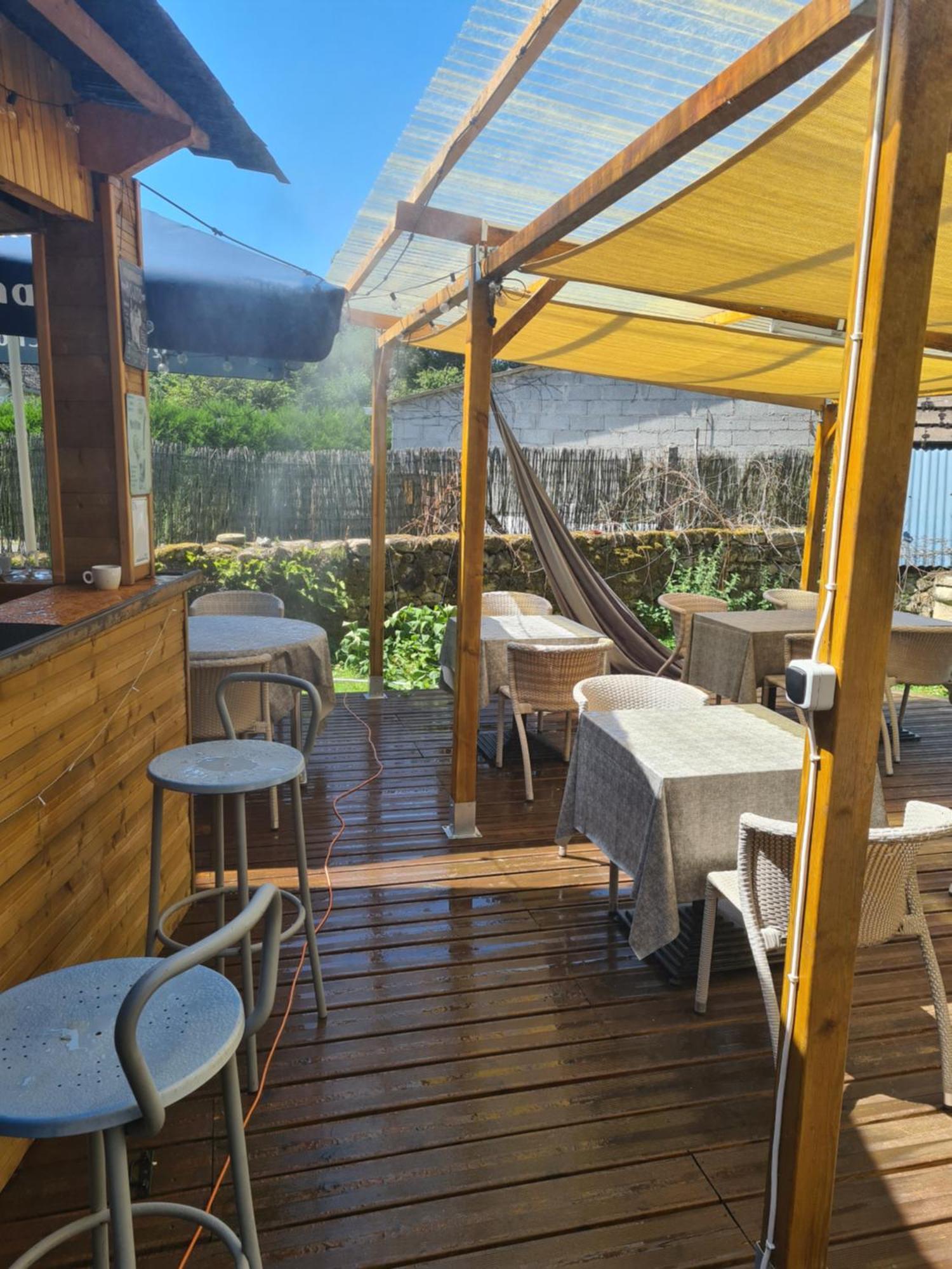 Hotel Saint Julien Aux Bois 외부 사진