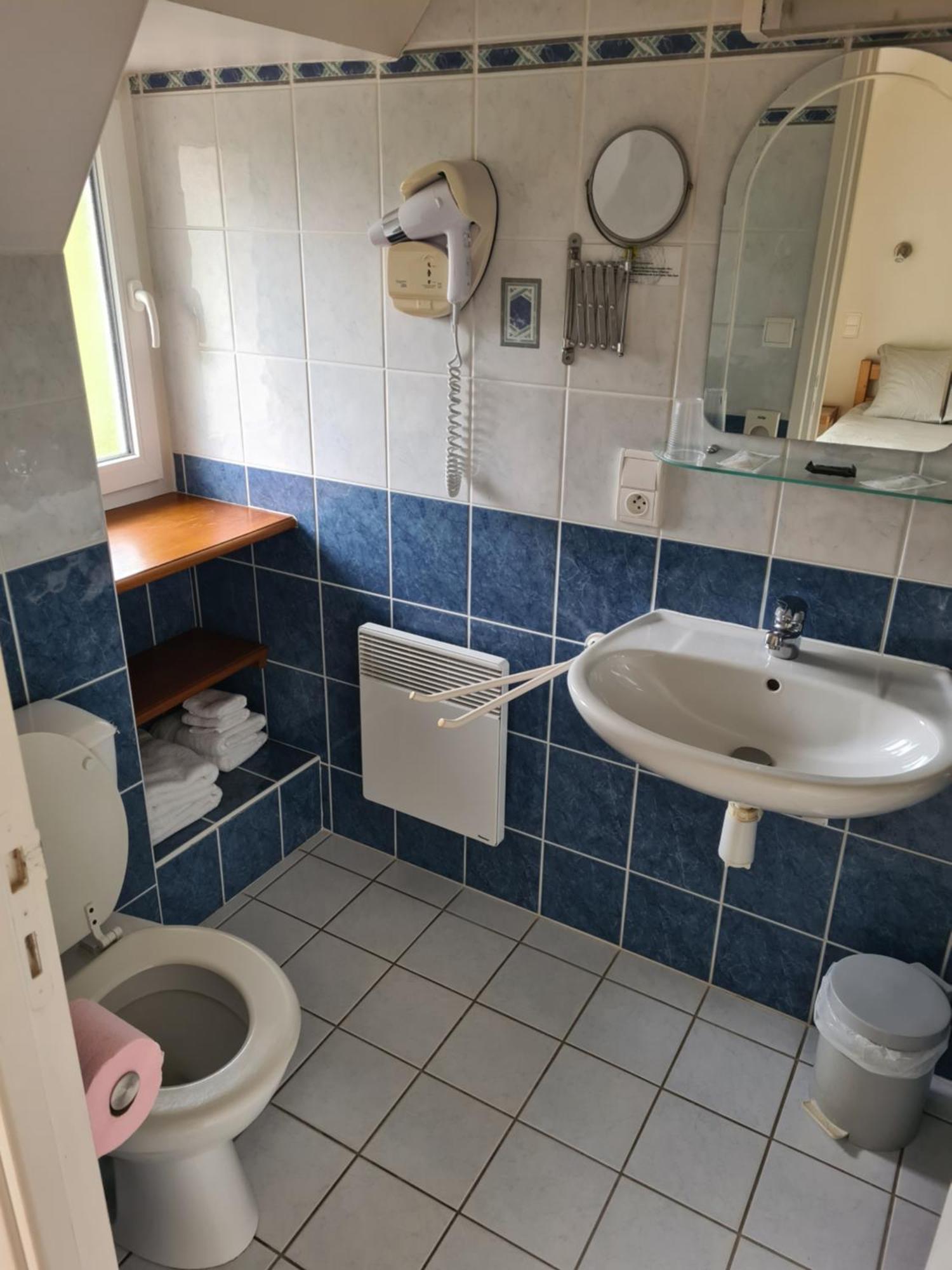 Hotel Saint Julien Aux Bois 외부 사진